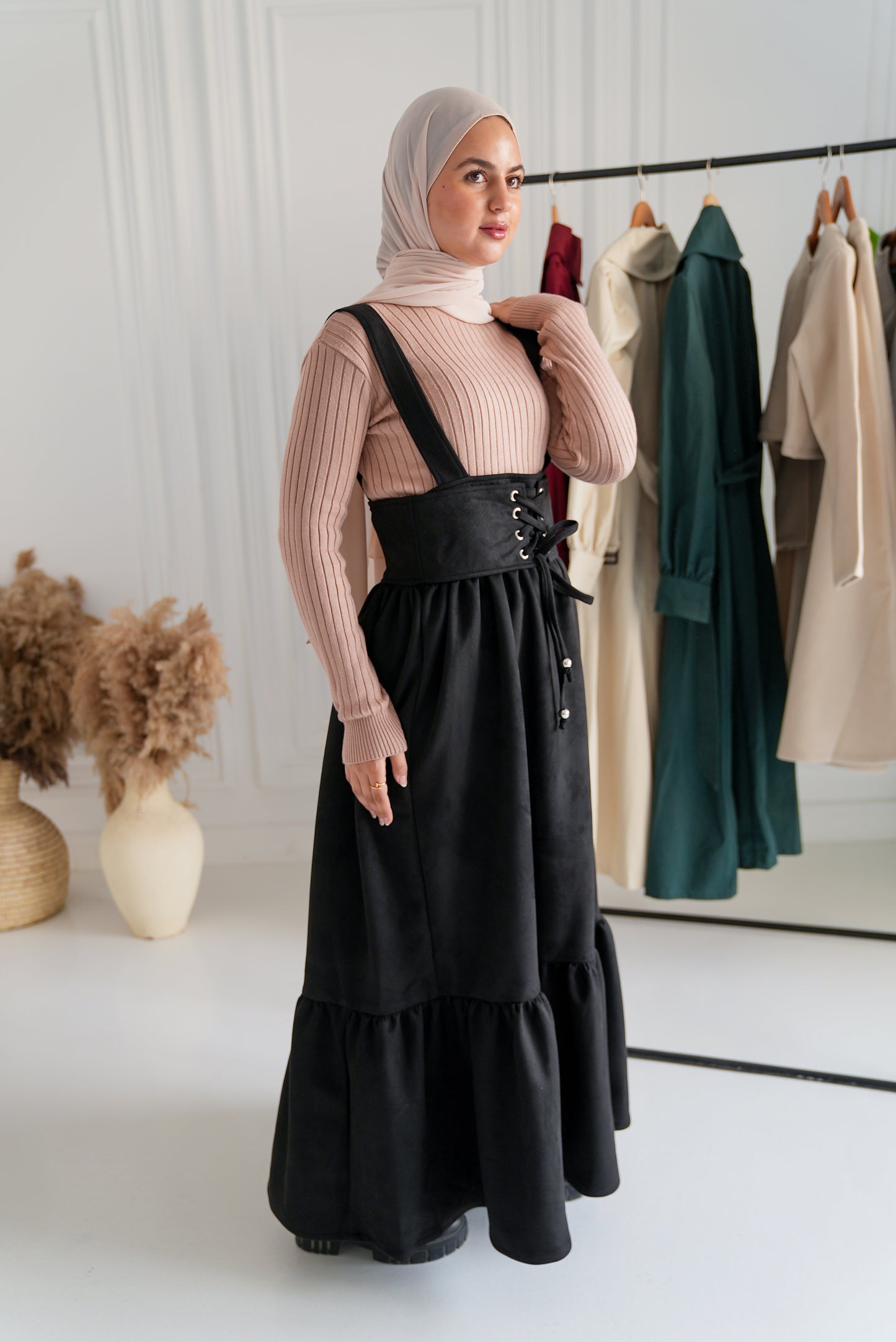 فستان هيام الأسود